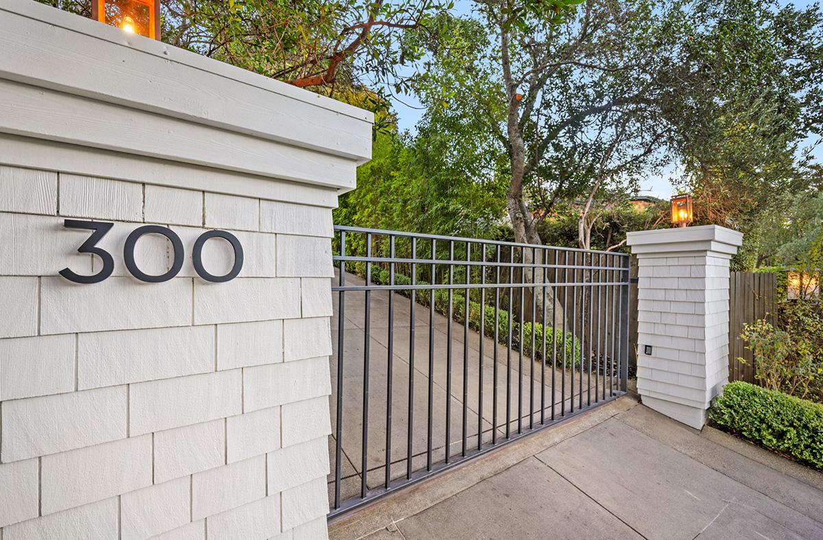 300 Goodhill Road - Front Gate