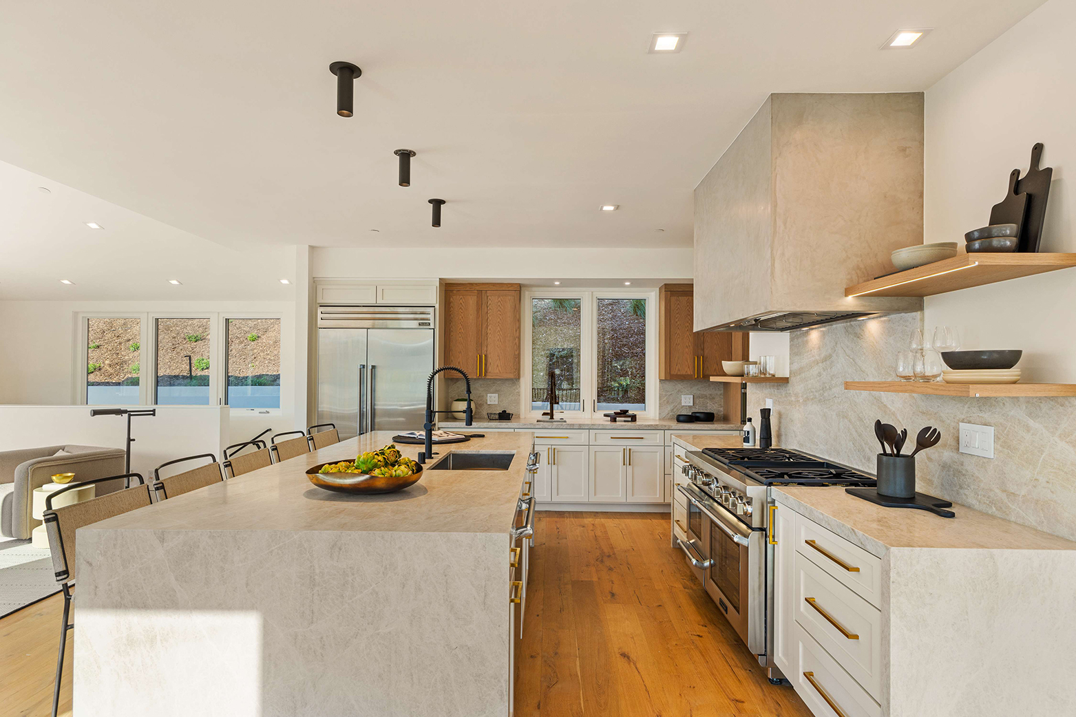 87 Laurel Grove Avenue, Ross #80