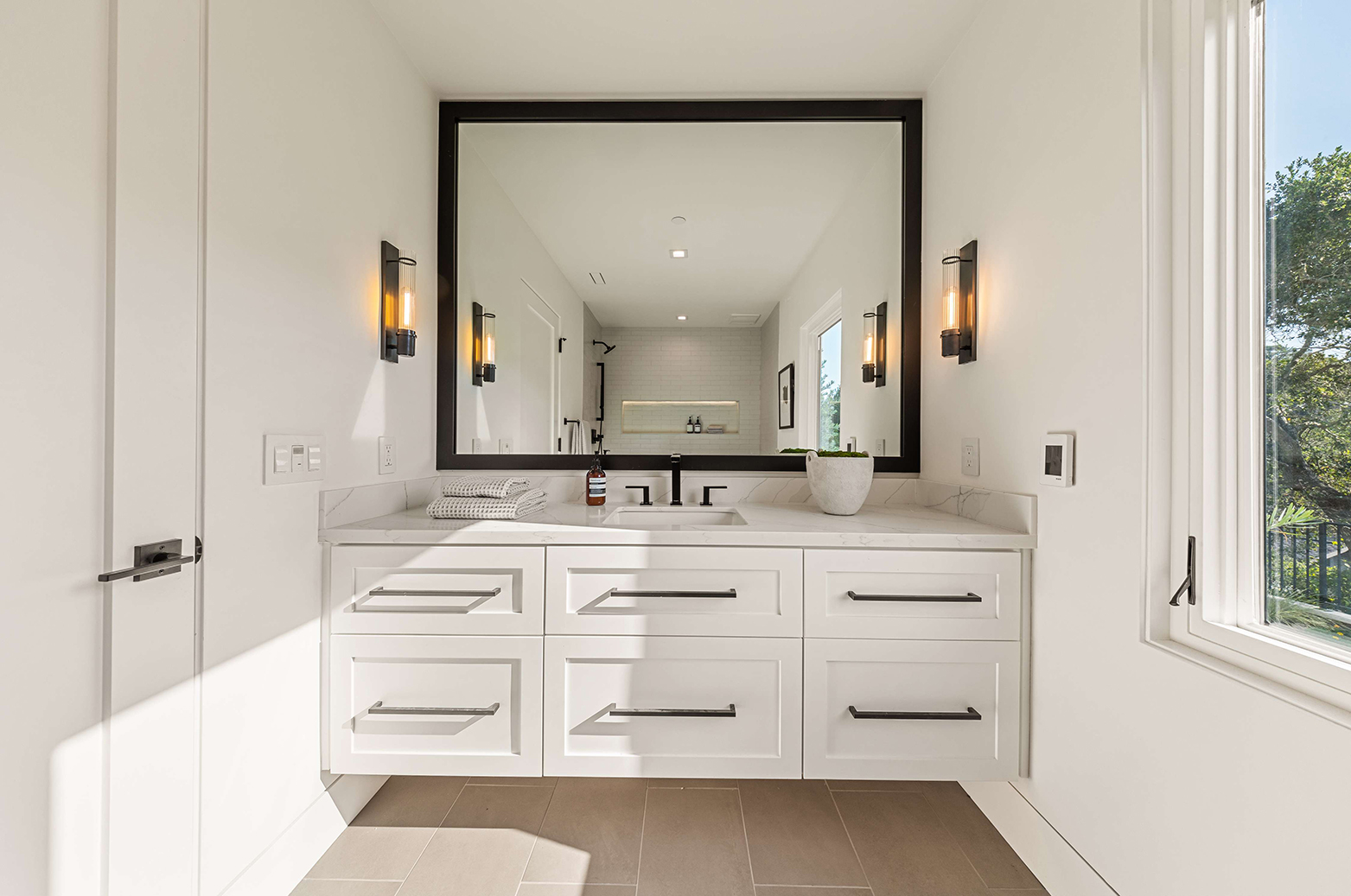 87 Laurel Grove Avenue, Ross #80